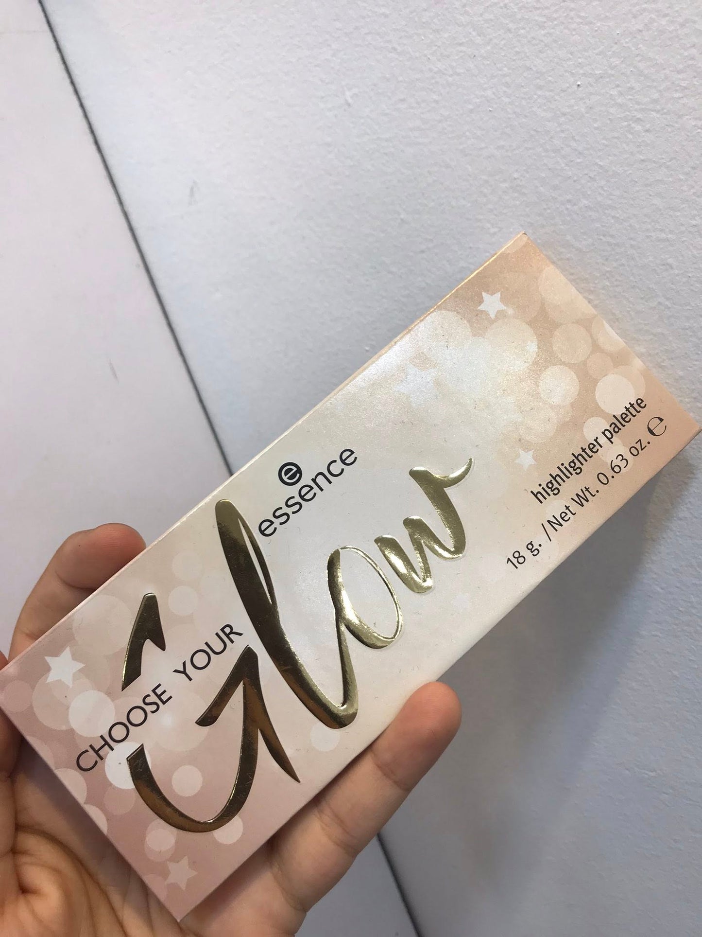 Essence CHOOSE YOUR Glow Highlighter Palette